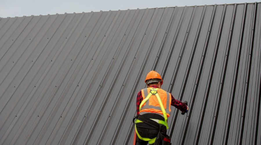 Professional residential roofers in Carthage, IN